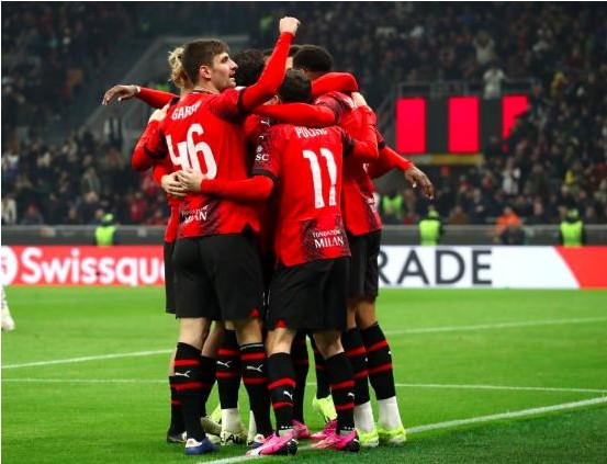 布拉格不屈不挠，惊险击败对手的简单介绍