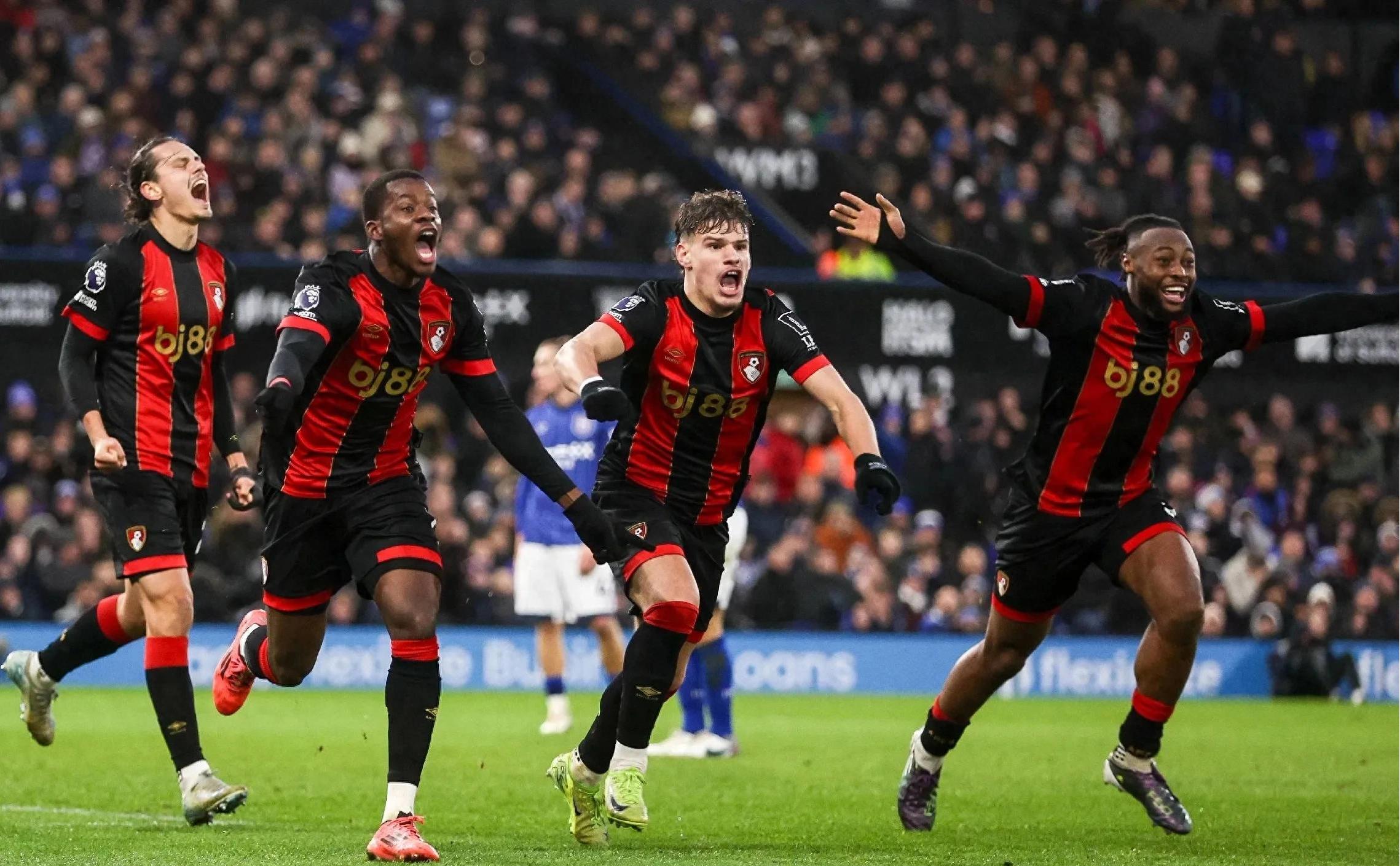 关于伯恩利主场惨败，连败境况令人担忧的信息