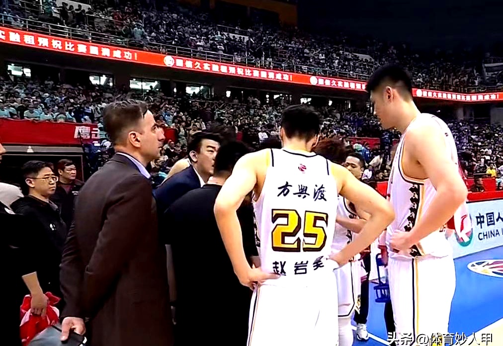 哈尔姆斯塞达队在国际比赛中取得胜利