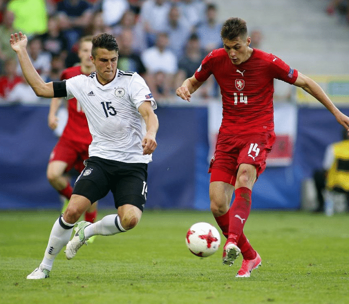 潘普洛纳斯主场战胜对手提升排名