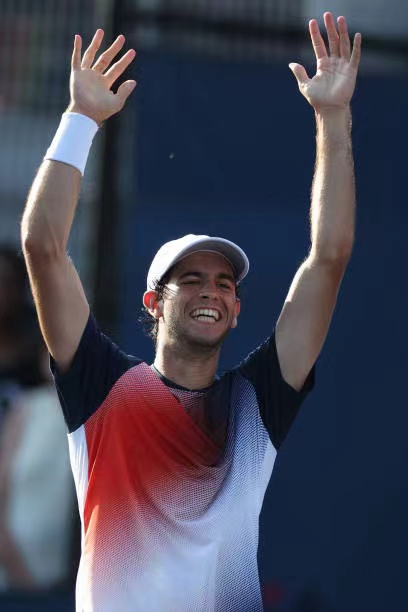 葡萄牙网球选手发挥稳定取得胜利