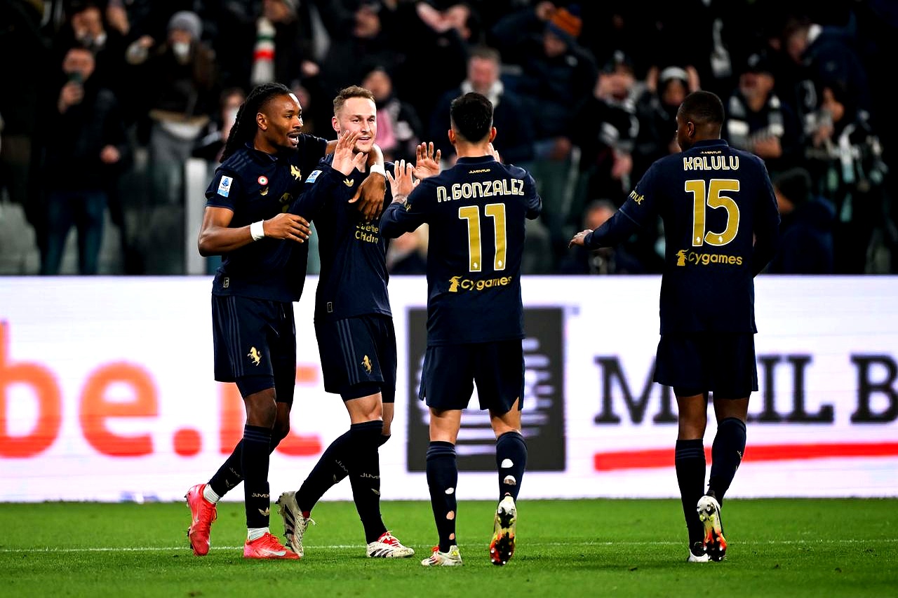 尤文图斯队大获全胜，备战决赛