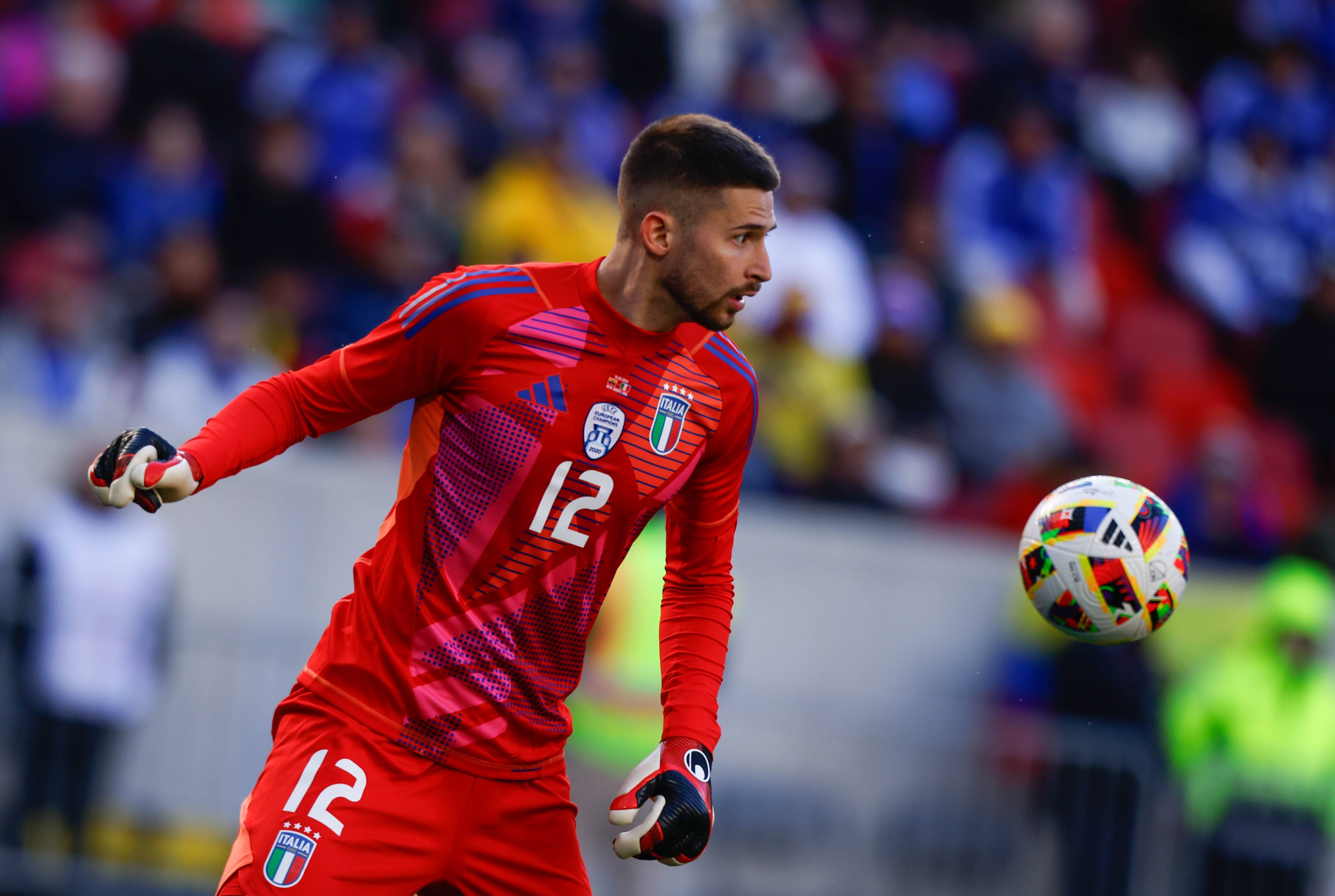 包含热刺客场作战表现坚决，迎来胜利的词条