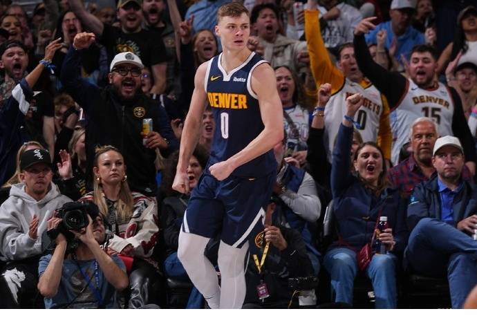 掘金主场击败灰熊保持战绩不败 掘金主场击败灰熊保持战绩不败