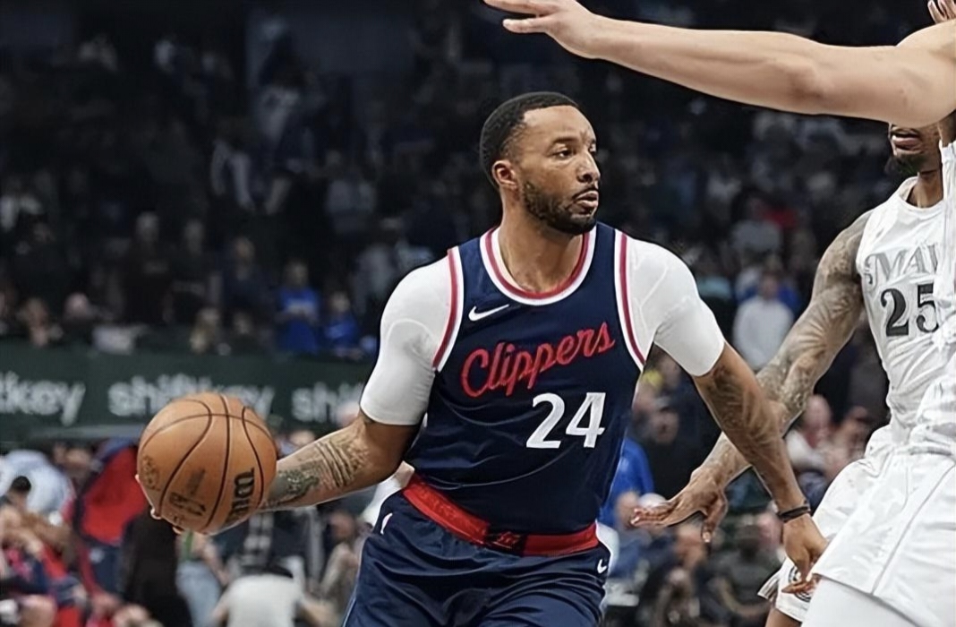 快船击败独行侠，结束两连败