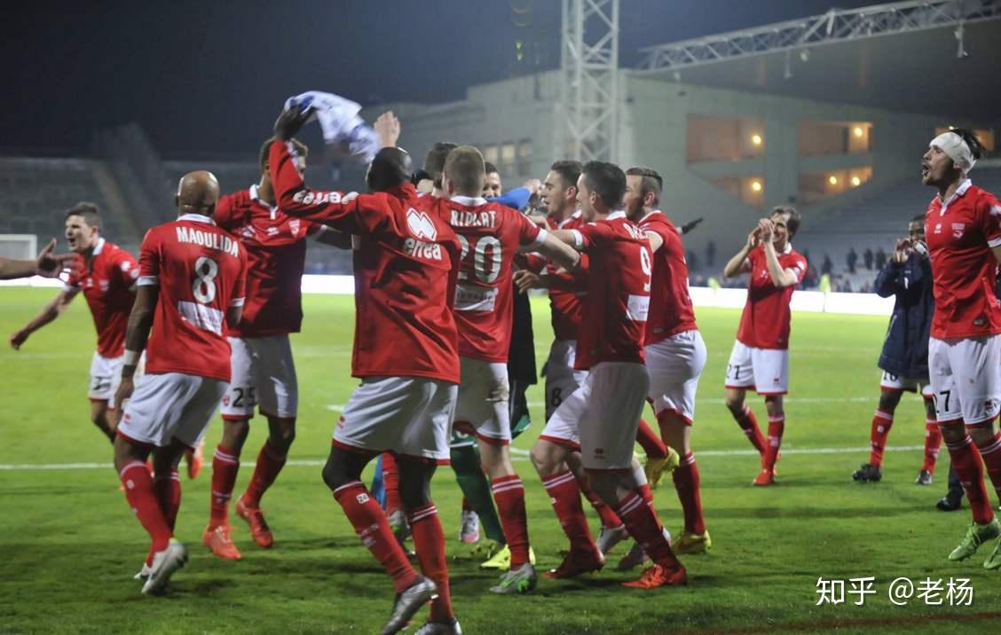 马赛主场击败尼姆,取得重要胜利的简单介绍 马赛主场击败尼姆,取得重要胜利的简单介绍