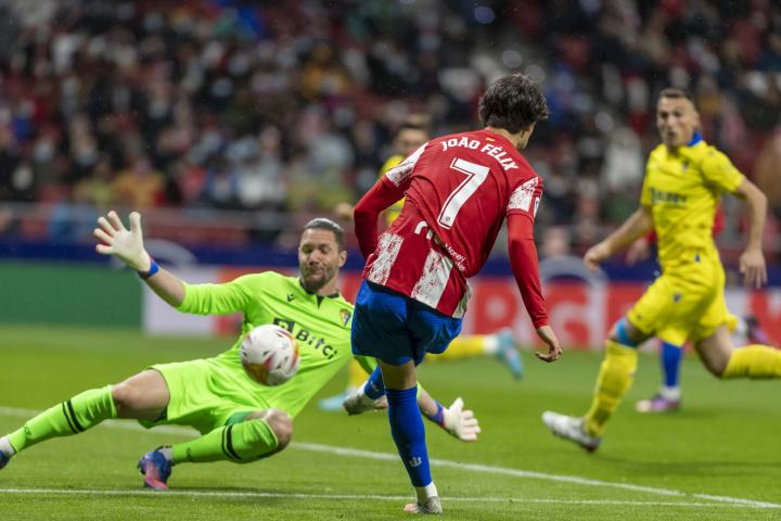 关于那不勒斯碾压阿根廷，皮克状态火热的信息